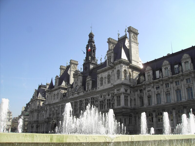 Paris city hall with fountain