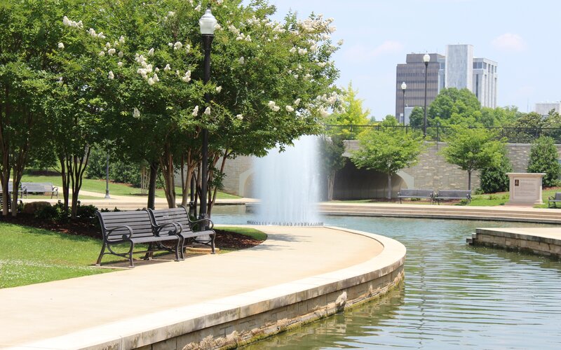 Park with fountain and benches