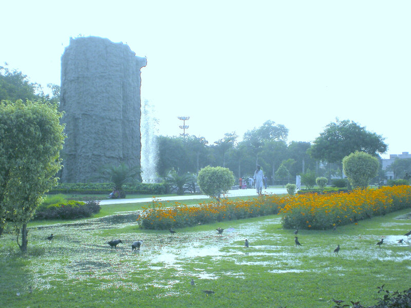 Park with monument and fountain