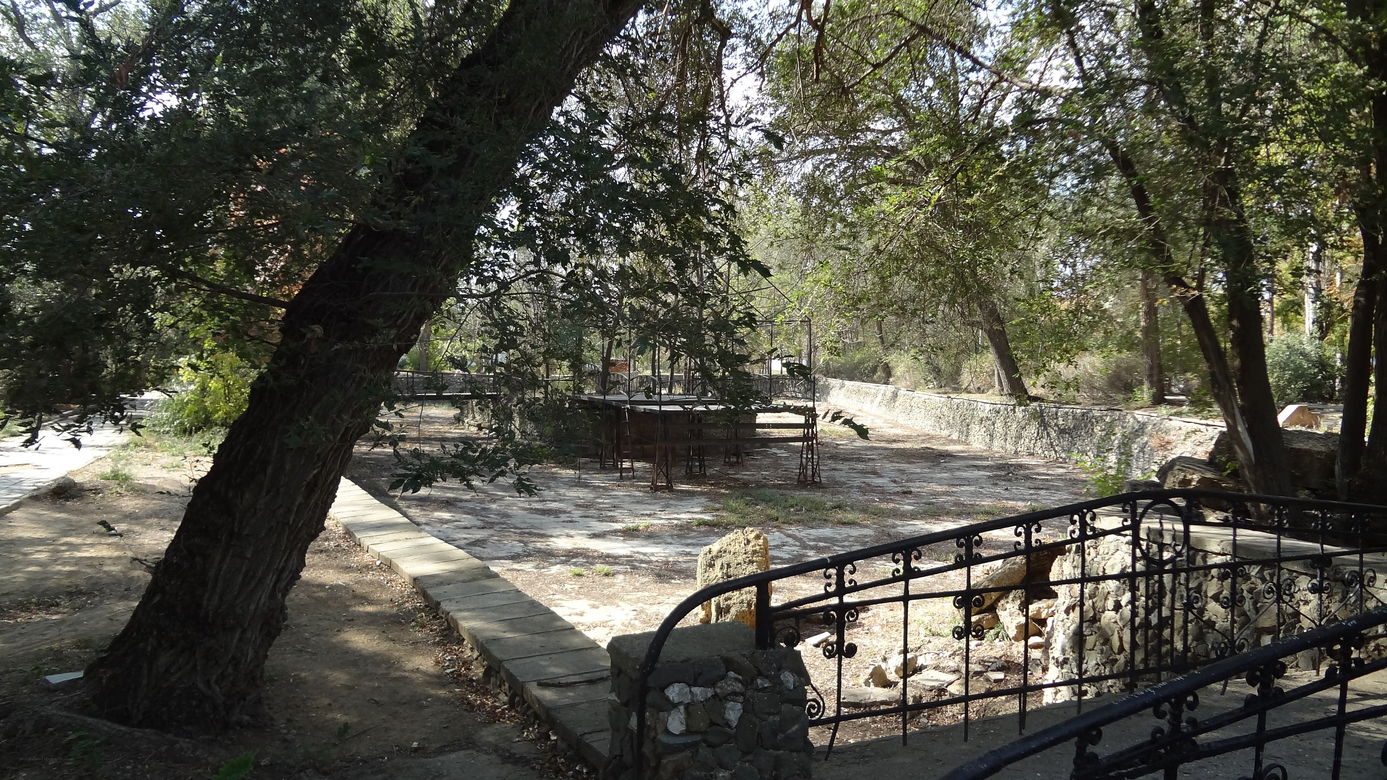 Park with stone walkway