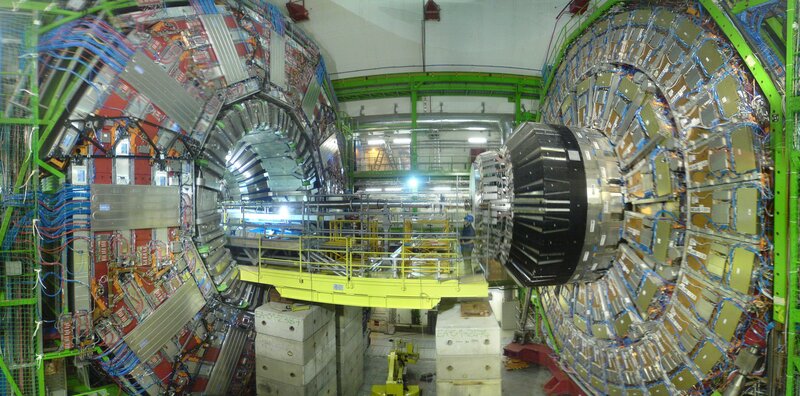 Particle Accelerator Detector — Green, Technical