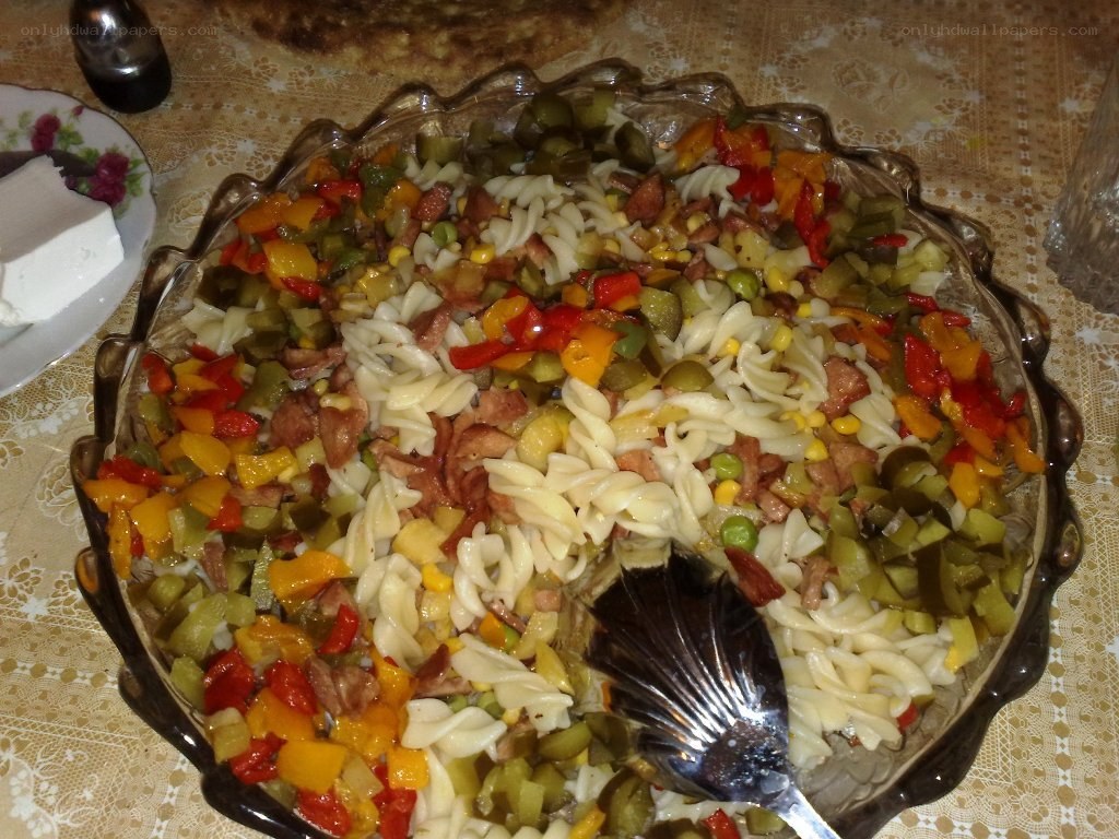 pasta salad with vegetables