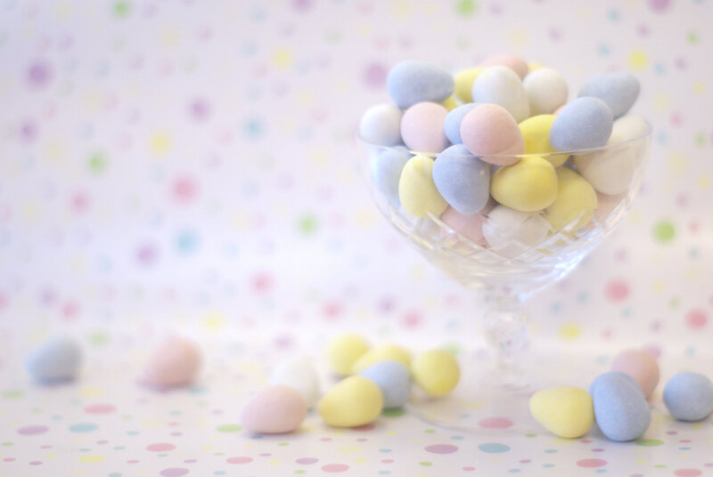 Pastel Candy Eggs
