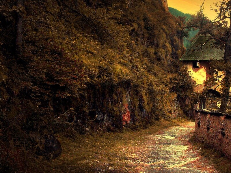 Path to Old House
