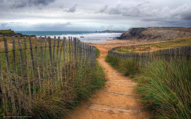 Path to Sandy Beach