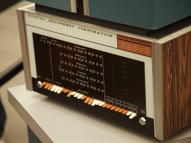 PDP-8 computer console