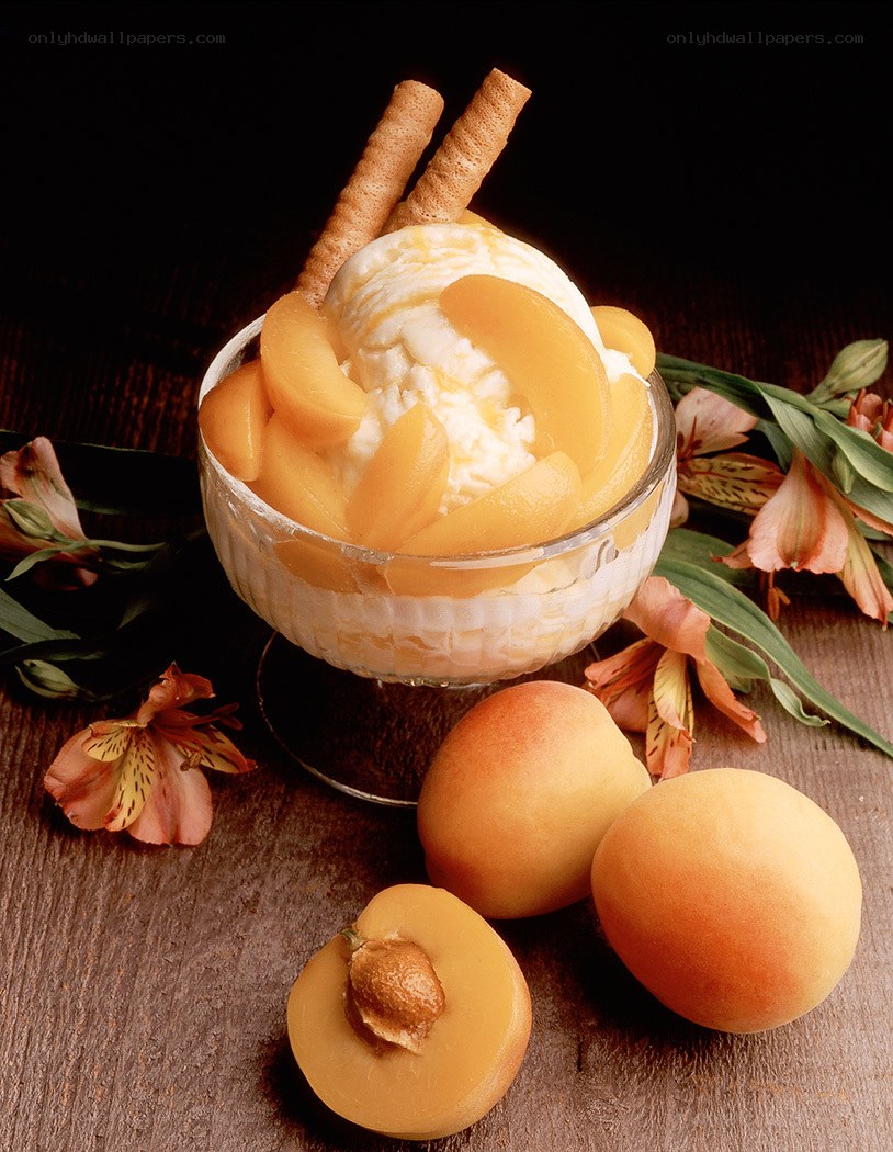 Peach ice cream sundae