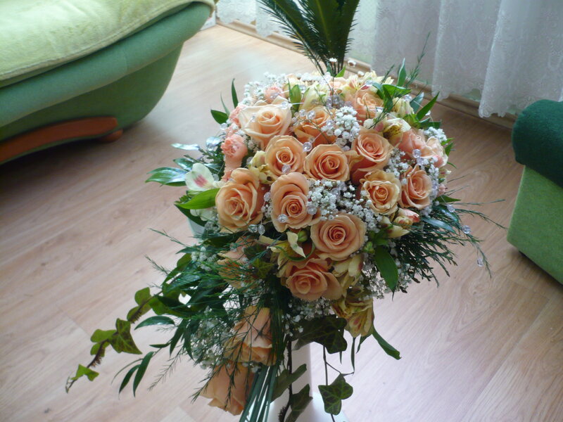 Peach Rose Bouquet — Calm