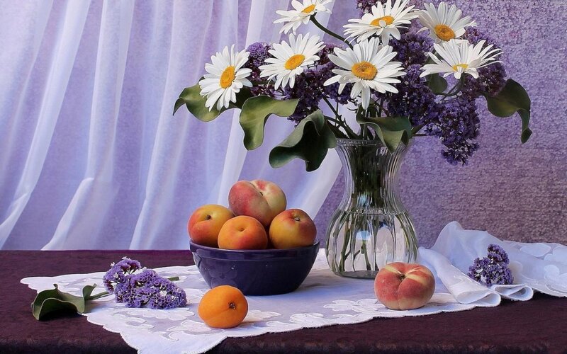 Peaches and Daisies