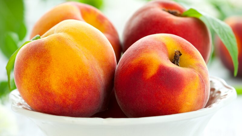 Peaches in a Bowl — Red, Fresh