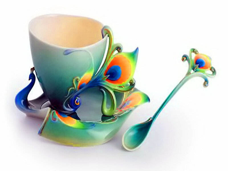 Peacock-themed Cup Set