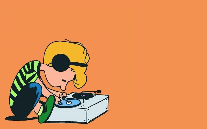 Peanuts Character with Turntable — Orange, Playful