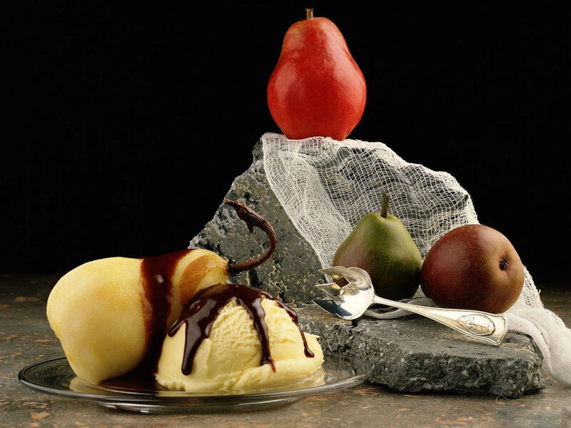 Pear and ice cream dessert