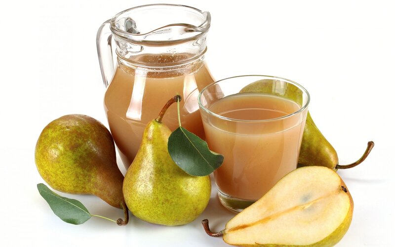 Pear Juice and Pears