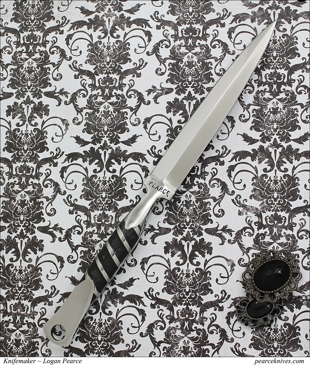 Pearce knife on damask pattern