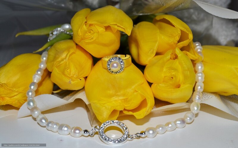 pearl jewelry with yellow roses
