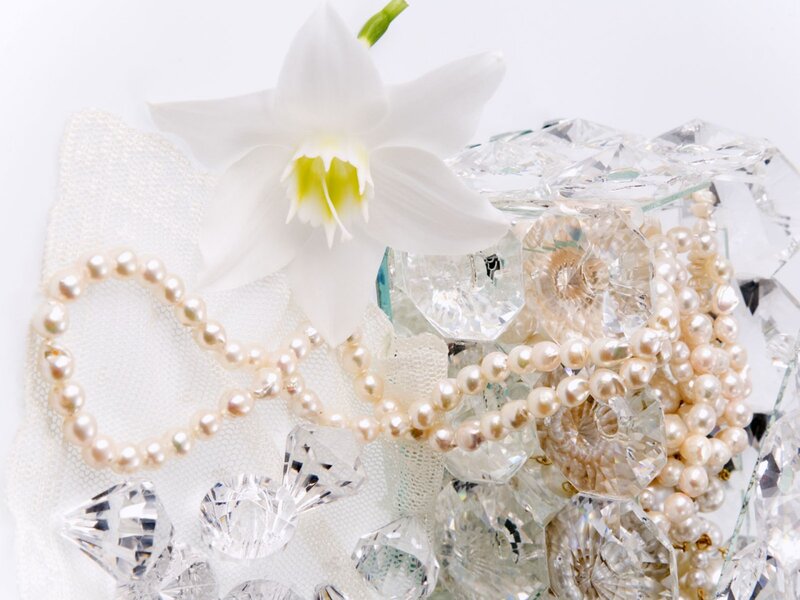 Pearl Necklace with Flower