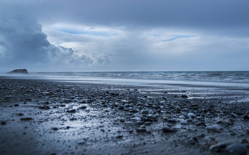Pebble Beach at Coast — Blue