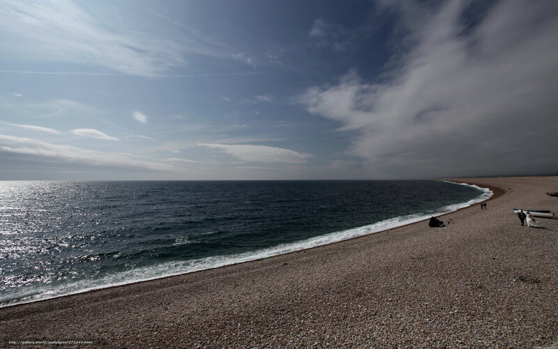pebble beach with wedding couple