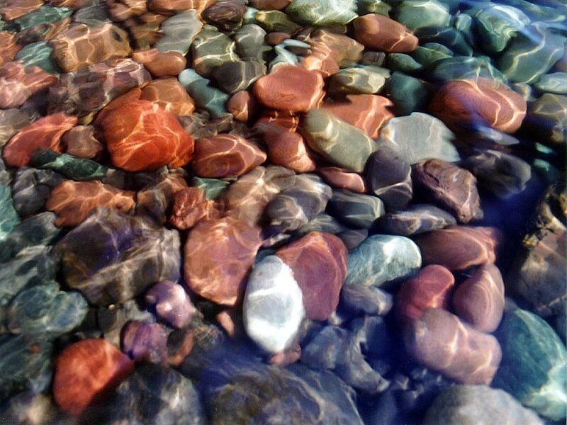 Pebbles under Water — Brown, Calm