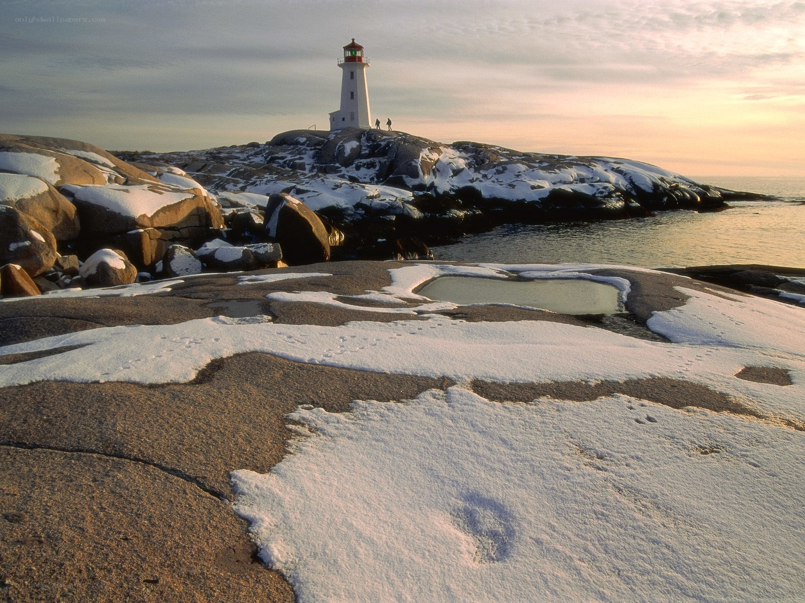 Peggy's Point Lighthouse in winter