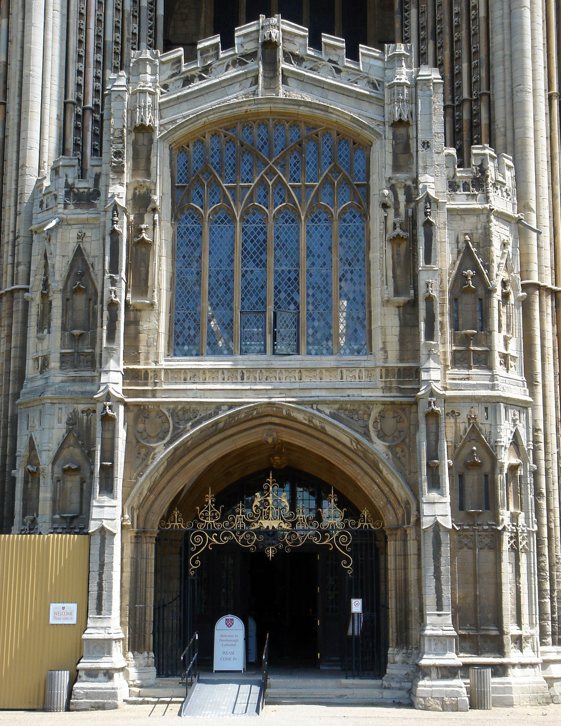 Pembroke College entrance