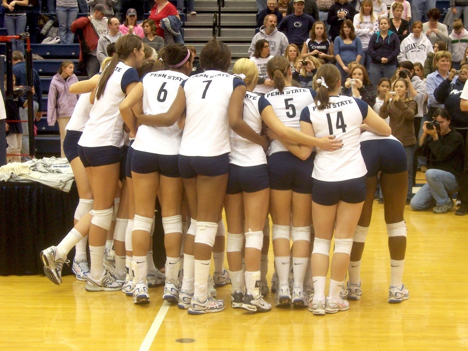 Penn State volleyball team huddle
