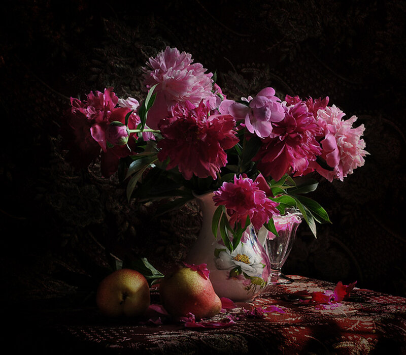 Peonies in a Vase — Pink, Dramatic