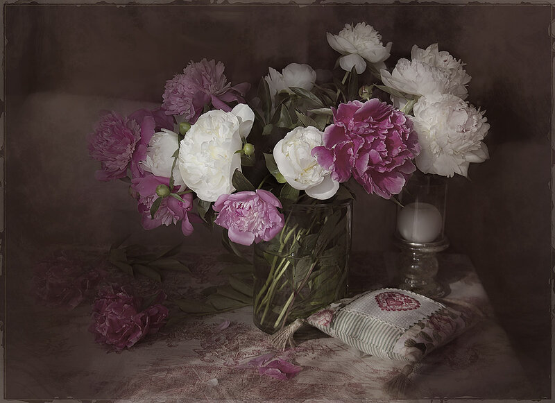 Peonies in a Vase — White