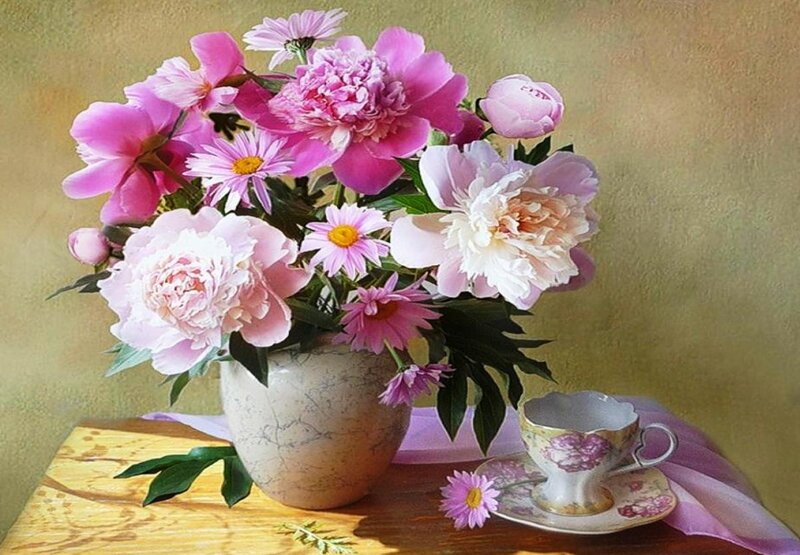 Peony and Daisy Bouquet