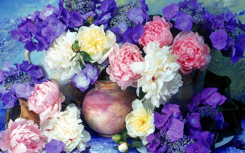 Peony and Hydrangea Bouquet — Purple, Calm, Painting