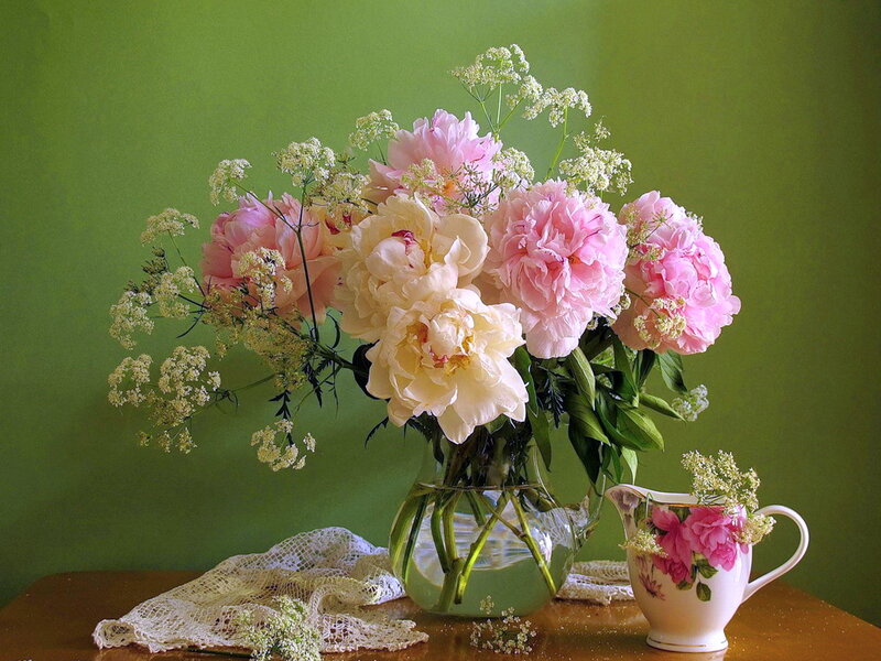 Peony Bouquet in Vase — Green, Serene
