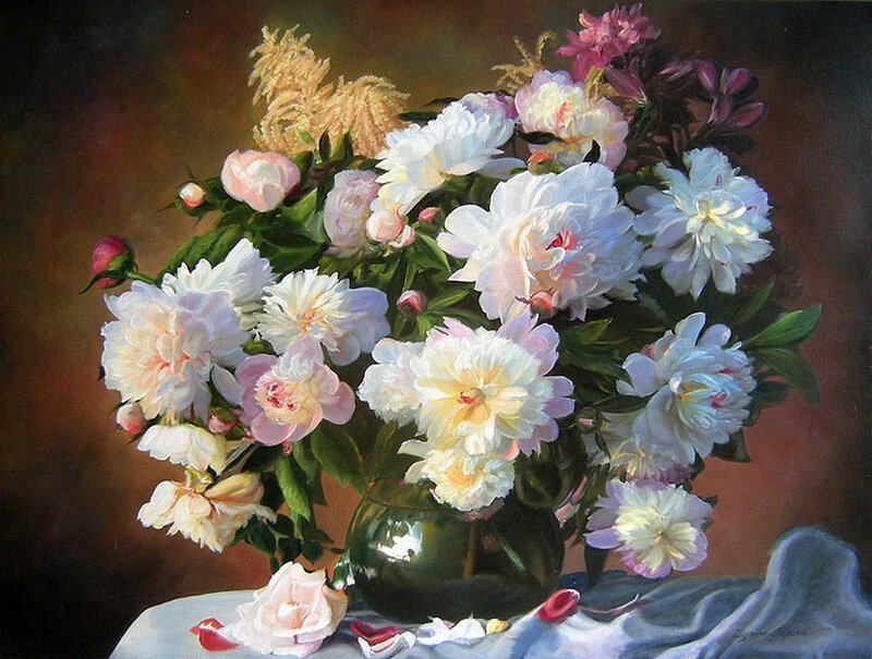 Peony Bouquet in Vase — White, Serene