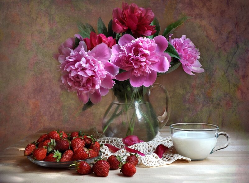 Peony Flowers and Strawberries — Pink