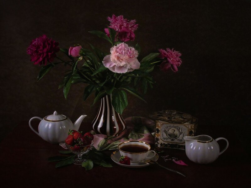 Peony Flowers and Tea Set