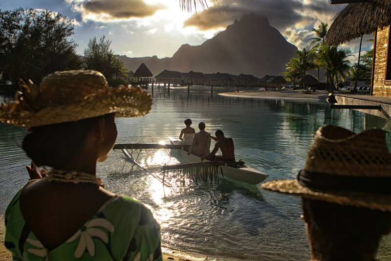 People in a Canoe — Green
