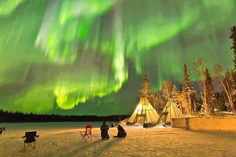 People Watching Aurora — Green