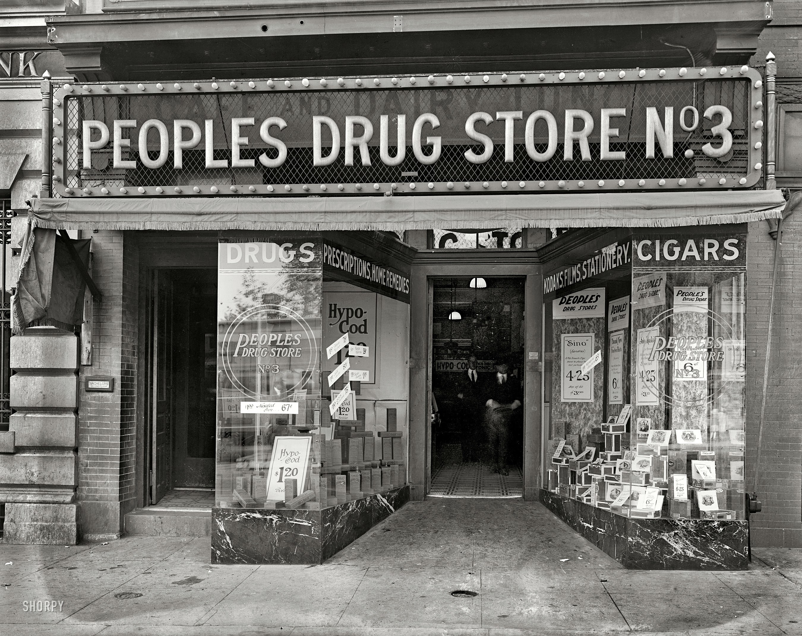 Peoples Drug Store No. 3 storefront