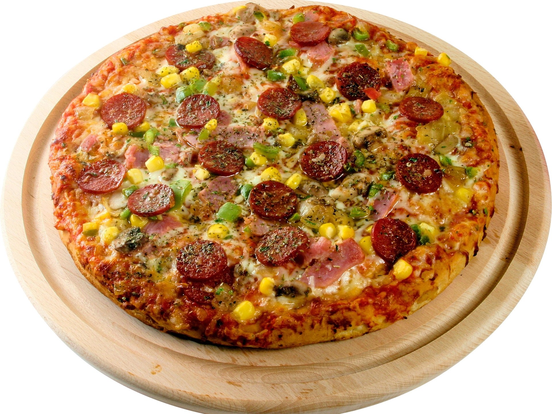 pepperoni and corn pizza