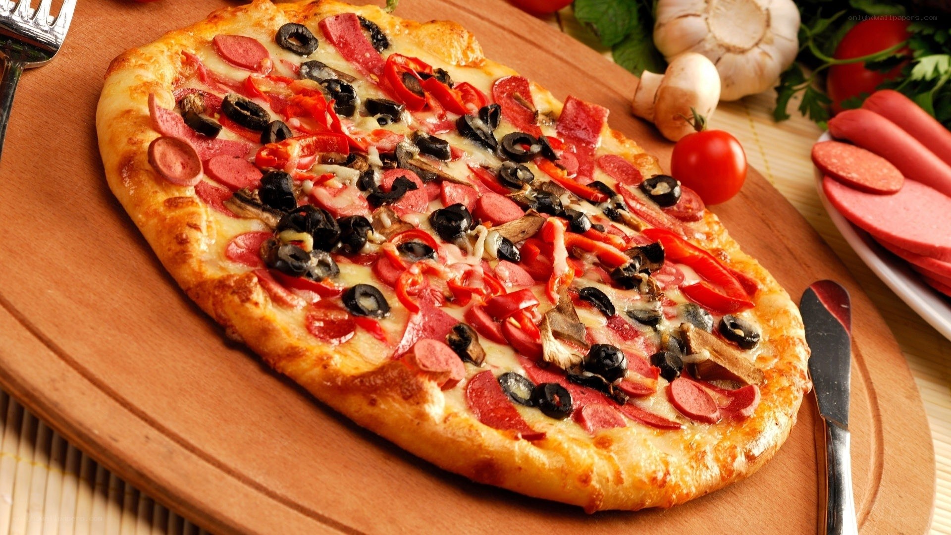 pepperoni and olive pizza