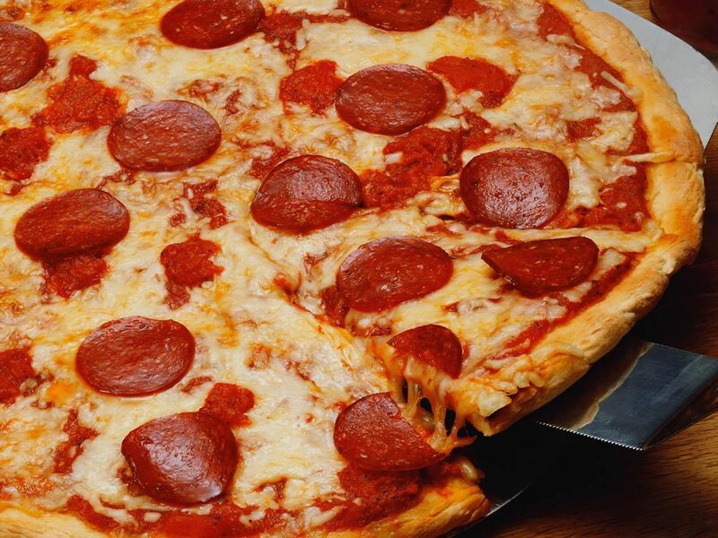 Pepperoni pizza with cheese