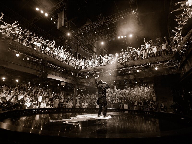 Performer on Stage — Black, Energetic