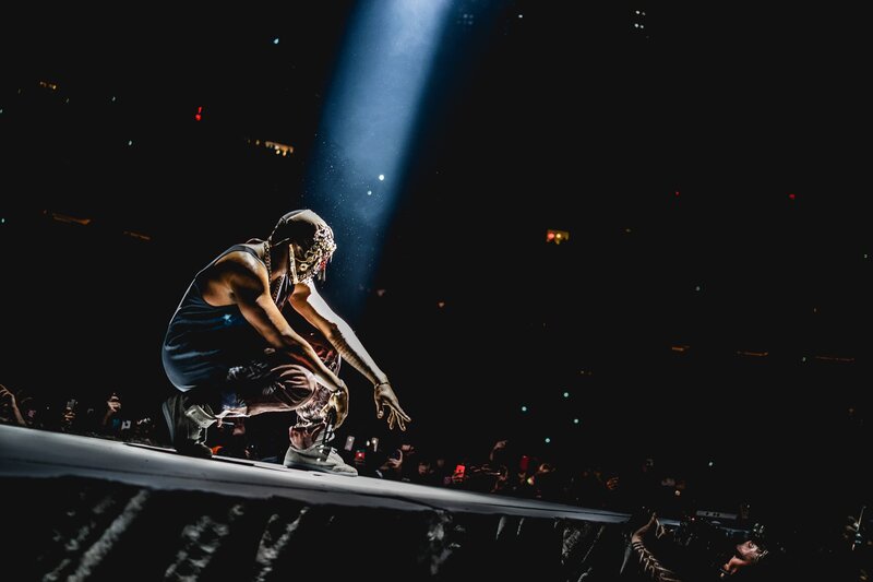 Performer on Stage — Black