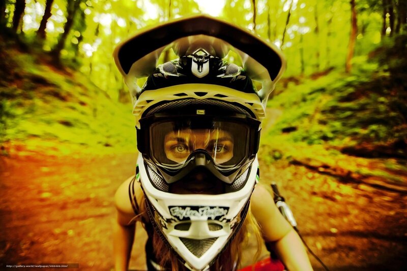 Person in Helmet — Green