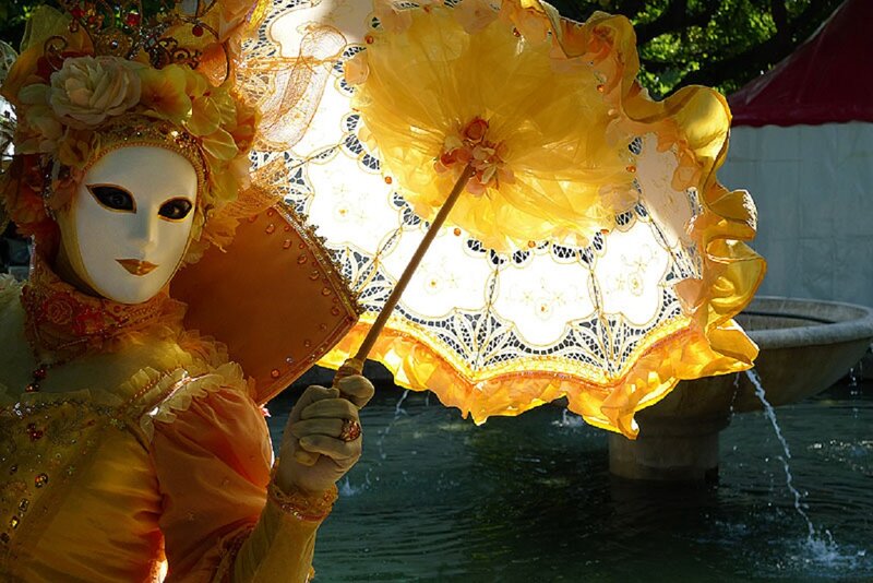 Person in Venetian Costume — Yellow