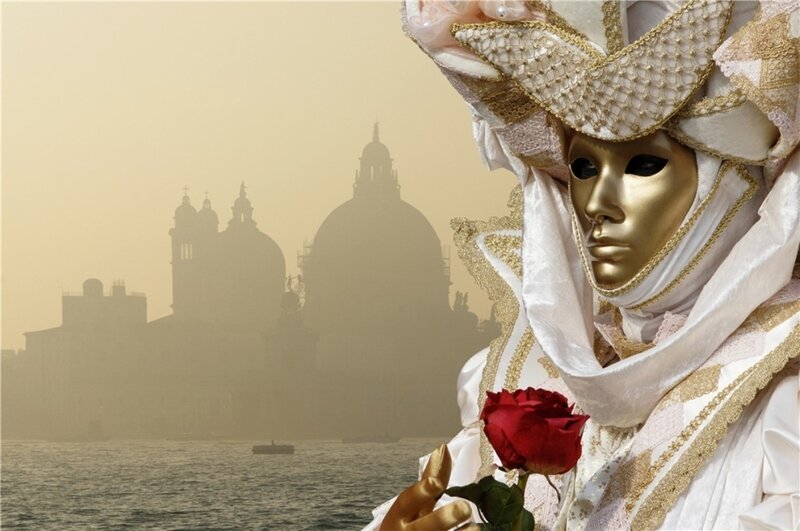 Person in Venetian Mask — Gold, Dramatic