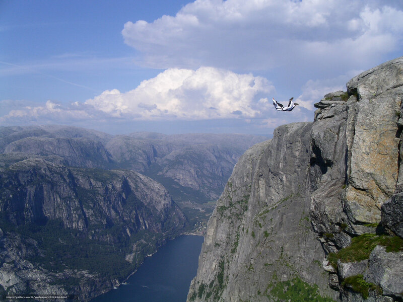 Person in Wingsuit