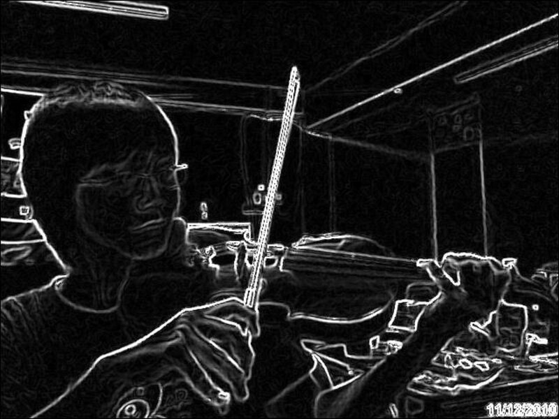 Person Playing Violin — Black
