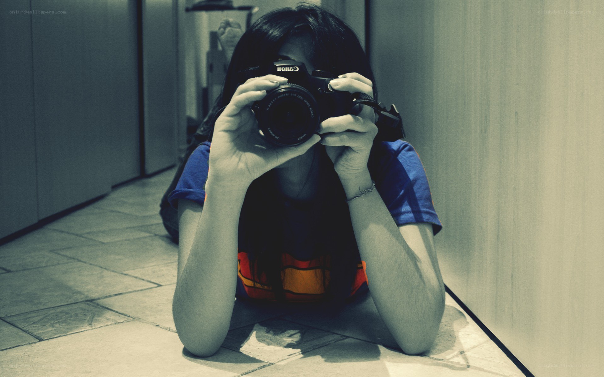 person taking a mirror selfie