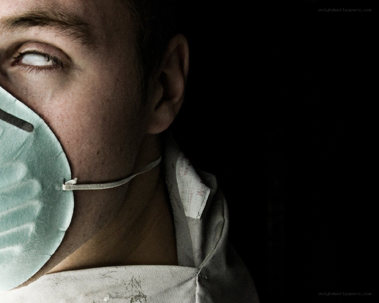 person wearing face mask